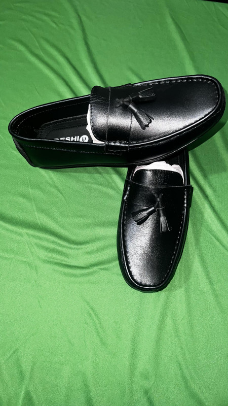 All Season Genuine Cow Leather Loafer – Black